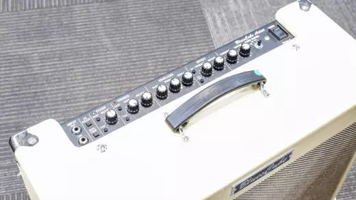 Roland - Blues Cube Artist - 80W Guitar Amplifier 2